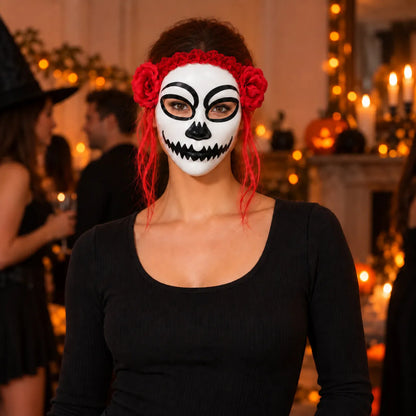 Mascara con Rosas Rojas y Encaje