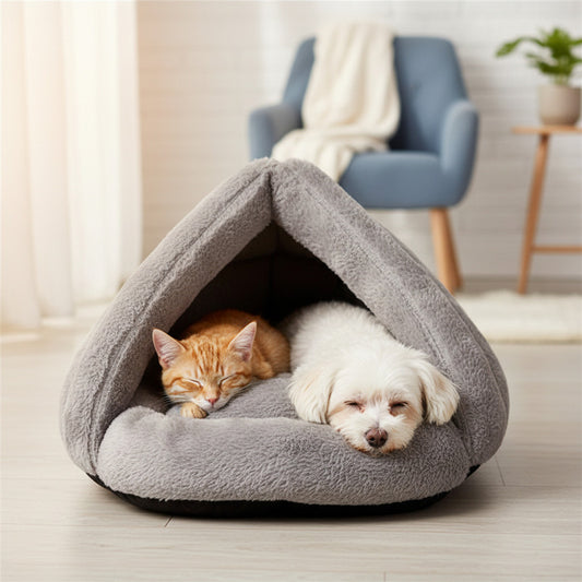 Cama Para Mascota Triangulo Con Capucha 40 X 24 cm