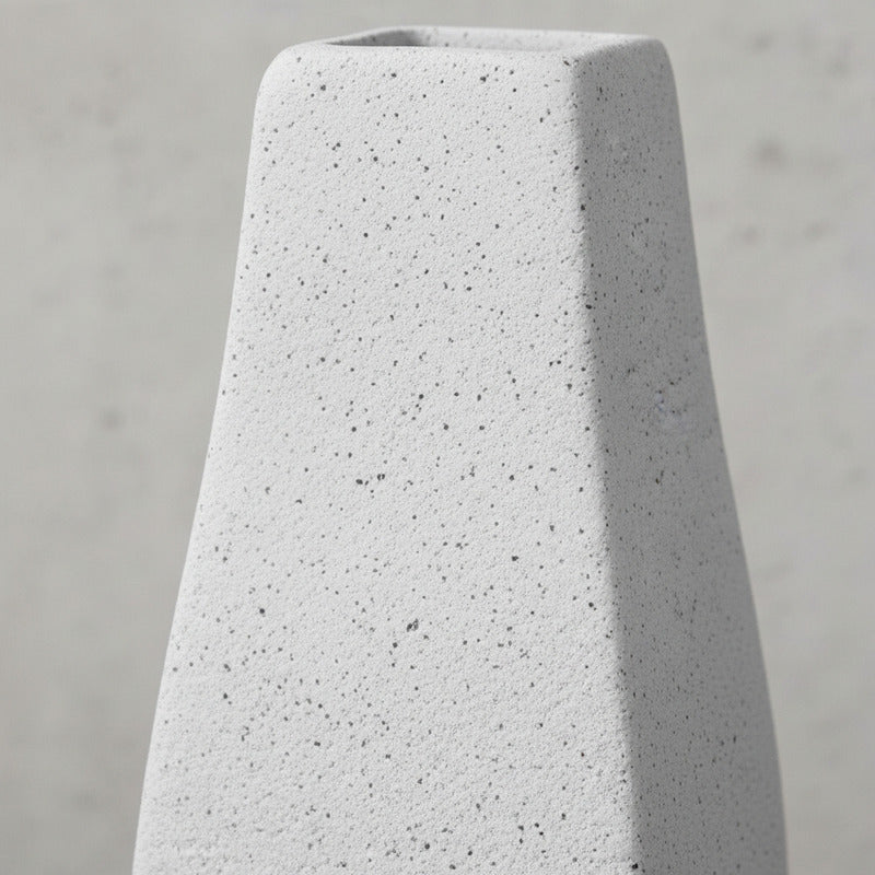 Florero De Cerámica Silueta 20cm