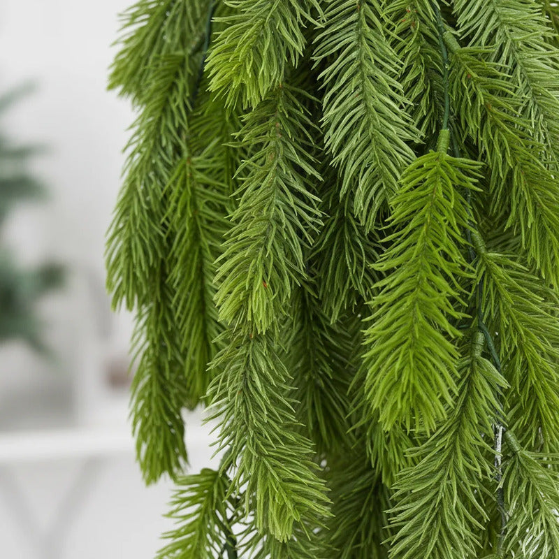 Planta Colgante Pino Frondoso 92 cm