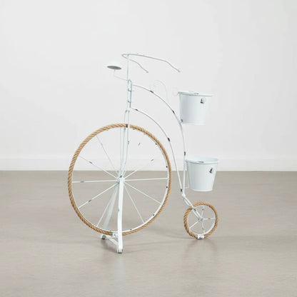 Bici Metal Con Cuerdas En Las Ruedas