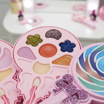 Petaca Paleta Con Sombras y Labial