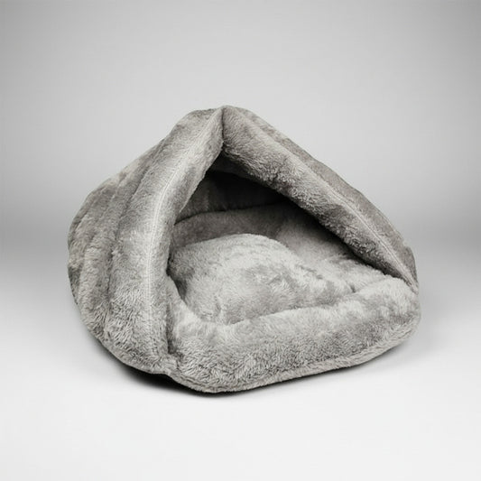 Cama Para Mascota Triangulo Con Capucha 40 X 24 cm